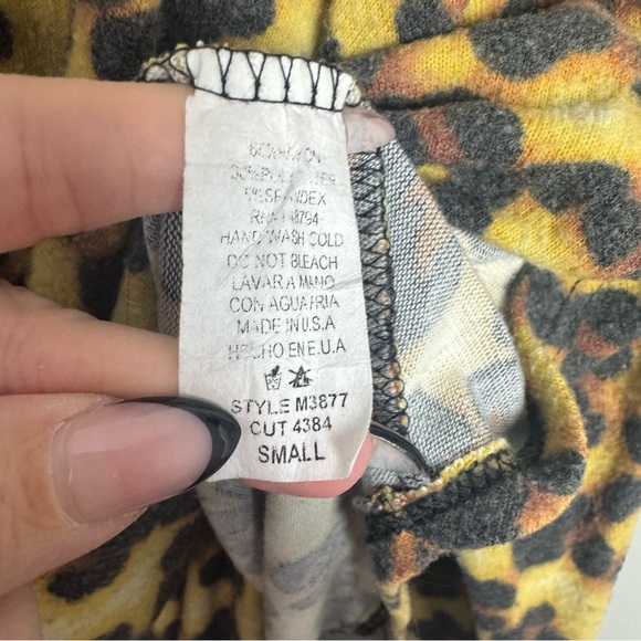 CY | Animal Print Cozy Two Piece Pajama Set Women’s Size Small - Picture 6 of 8